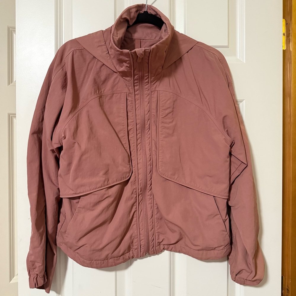 Lululemon // Always Effortless Jacket // Spiced Chai - Picture 3 of 5